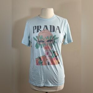 Light blue designer inspired graphic tee size small